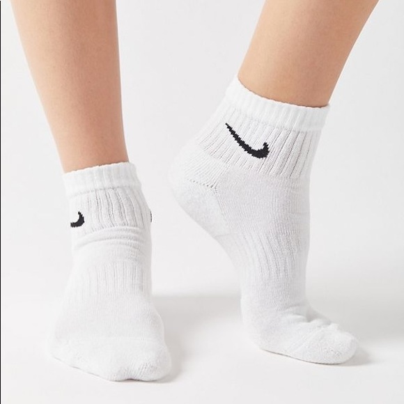 ladies nike ankle socks